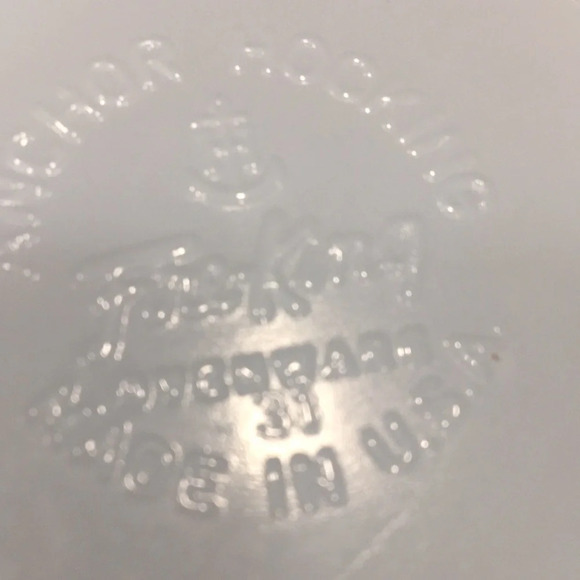 Vintage Fire King Anchor Hocking Small Baking Dish - Picture 3 of 5